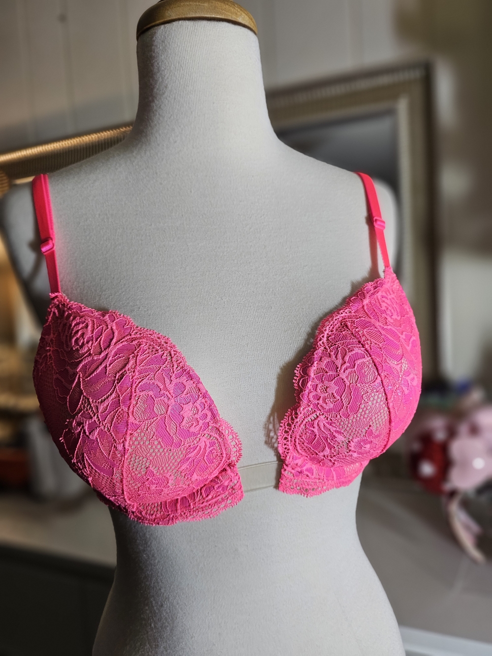 Victoria's Secret Hot Pink Lace Plunge Bra